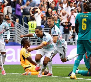 Bélgica logró un triunfazo en tiempo extra y clasificó a los octavos de final