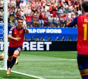 España goleó a Austria y se medirá con Portugal en los octavos de final