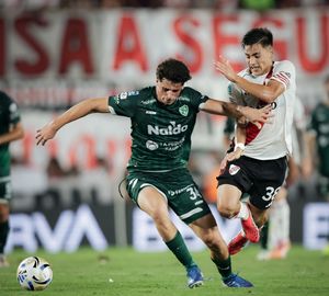 Sarmiento cayó ante River en el Monumental