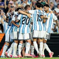Argentina se impuso a Islandia en el partido previo al inicio del Mundial