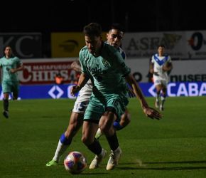Sarmiento empató con Vélez 1 a 1