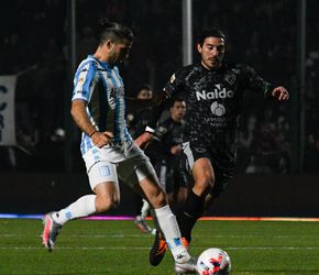 Sarmiento vs. Racing: empate 1 a 1