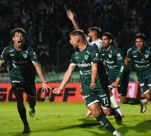 Sarmiento volvió al triunfo ante Tigre  y se ilusiona con los octavos de final