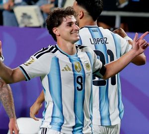 Scaloni y Julián Álvarez destacaron la fortaleza de Argentina tras la clasificación a semifinales