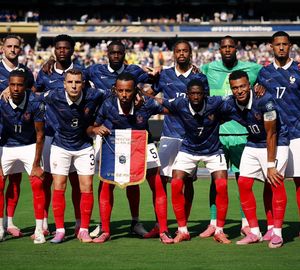 Francia goleó a Suecia y está en la próxima fase eliminatoria