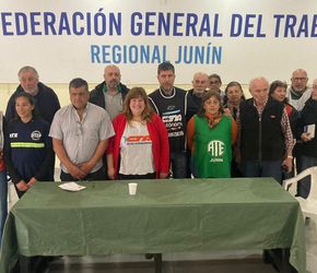 Apoyo de las centrales sindicales a jubilados, contra el veto presidencial