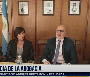 29-08 , DIA DE LA ABOGACÍA.