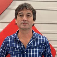 “La música me ha ayudado a mitigar y quitarme el estrés”, comentó Cano