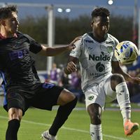 Sarmiento empató sobre el final contra San Lorenzo
