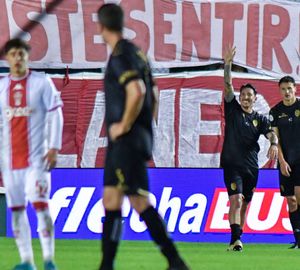 Barracas Central le ganó a Huracán  y se metió en los octavos de final