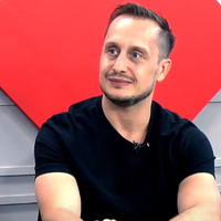 Damián Soriano, ganador del Martín Fierro de Cable con el Payaso Plim Plim