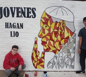 Un mural juvenil mantiene viva la figura del Papa Francisco en Chacabuco