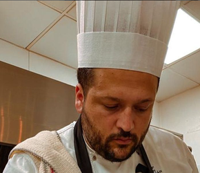 Juan Sebastián Torres: “Los cocineros vivimos dando amor en forma de comida”