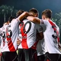 River venció a Carabobo y se acercó a la clasificación