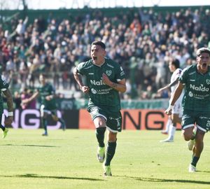 Sarmiento hizo historia, venció a Estudiantes y logró su cuarta victoria seguida