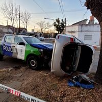 Choque y vuelco en Primera Junta y Tucumán