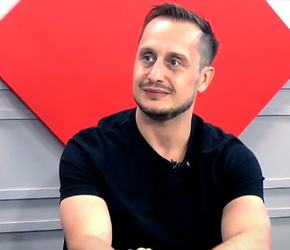 Damián Soriano, ganador del Martín Fierro de Cable con el Payaso Plim Plim