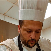 Juan Sebastián Torres: “Los cocineros vivimos dando amor en forma de comida”