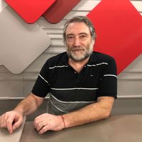Entrevista a Héctor Azil