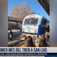 PRIMER MES DEL TREN A SAL LUIS