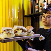 Antigourmet: la movida de cuatro  juninenses que cambió el modo de comer