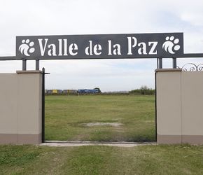 Un cementerio que busca cambiar la forma de dar el último adiós a las mascotas