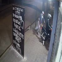 Robaron una carnicería en moto